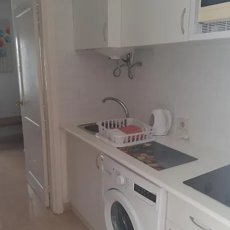 Дом отдыха Family 1 Bedroom With Pool View - Oasis Duna