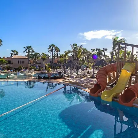 Family 1 Bedroom With Pool View - Oasis Duna Nyaraló